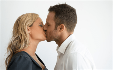 почему люди целуются